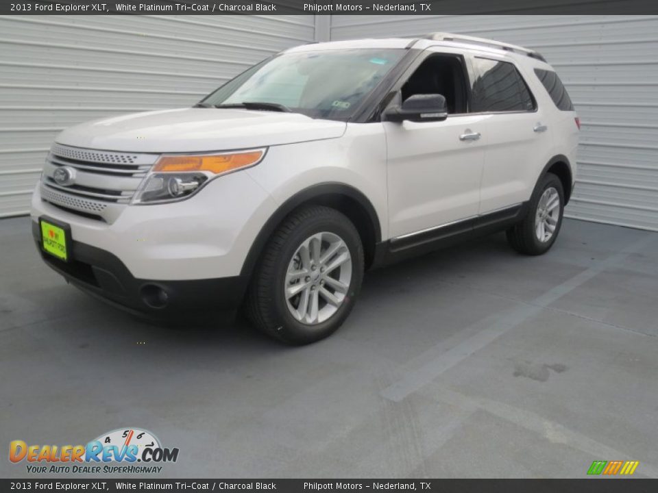 2013 Ford Explorer XLT White Platinum Tri-Coat / Charcoal Black Photo #6
