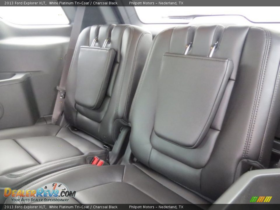 2013 Ford Explorer XLT White Platinum Tri-Coat / Charcoal Black Photo #21