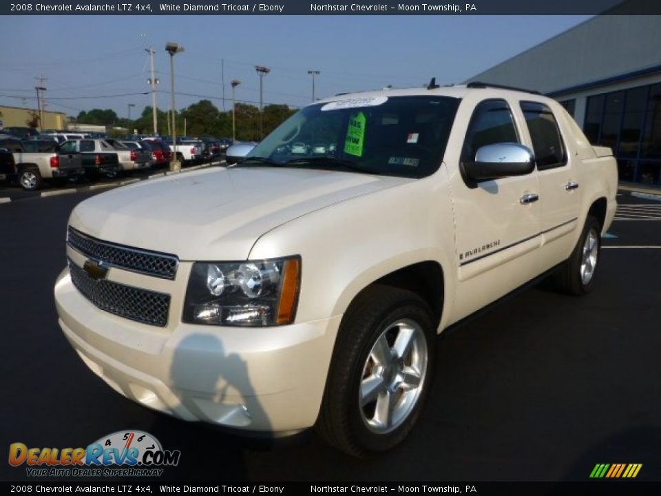 2008 Chevrolet Avalanche LTZ 4x4 White Diamond Tricoat / Ebony Photo #7