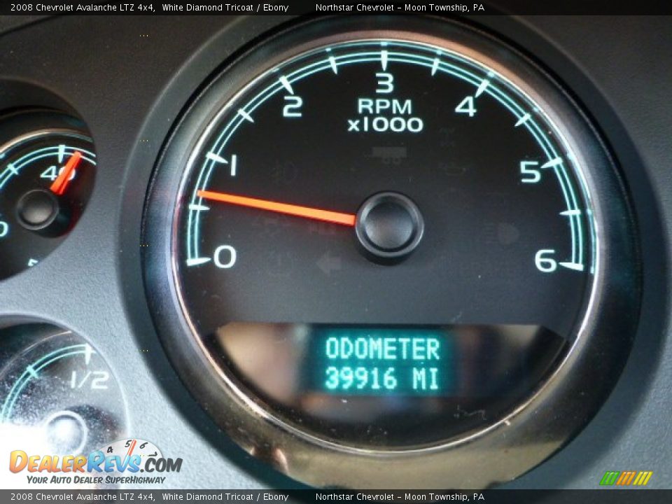 2008 Chevrolet Avalanche LTZ 4x4 White Diamond Tricoat / Ebony Photo #19