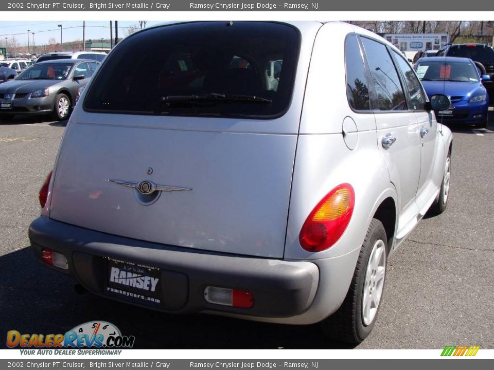 2002 Chrysler PT Cruiser Bright Silver Metallic / Gray Photo #4