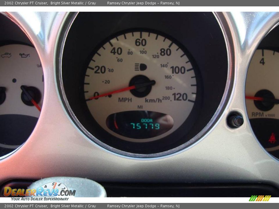 2002 Chrysler PT Cruiser Bright Silver Metallic / Gray Photo #14
