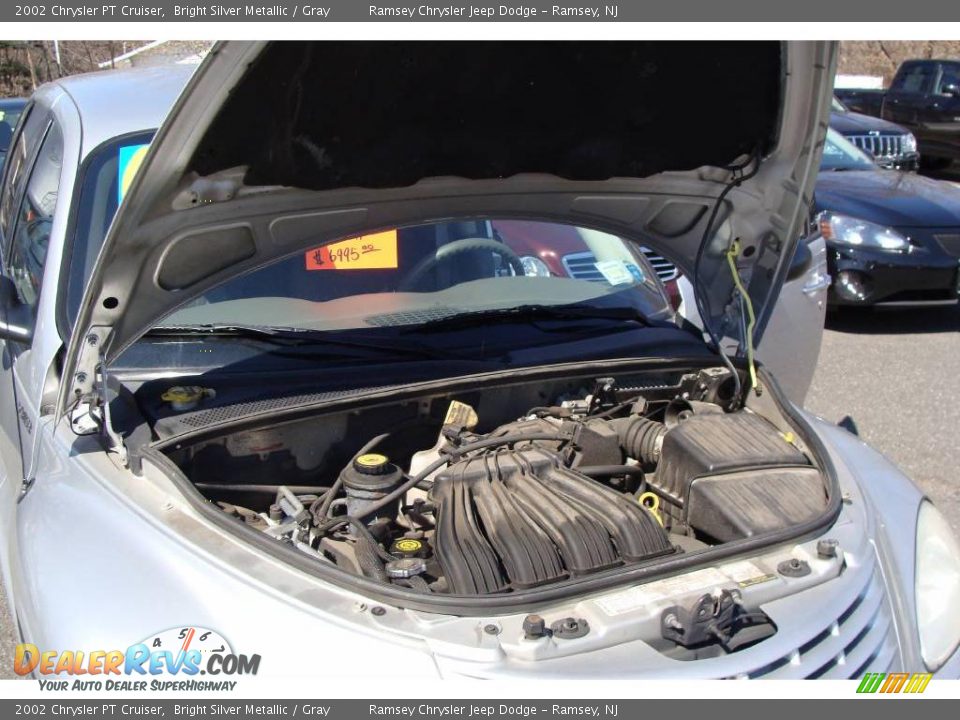 2002 Chrysler PT Cruiser Bright Silver Metallic / Gray Photo #15