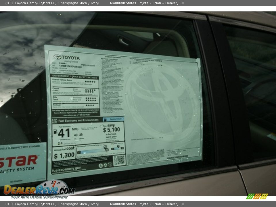 2013 Toyota Camry Hybrid LE Champagne Mica / Ivory Photo #10