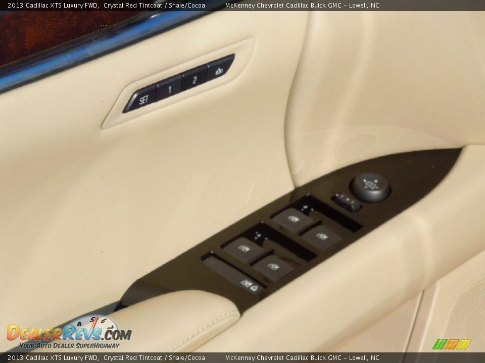 2013 Cadillac XTS Luxury FWD Crystal Red Tintcoat / Shale/Cocoa Photo #11