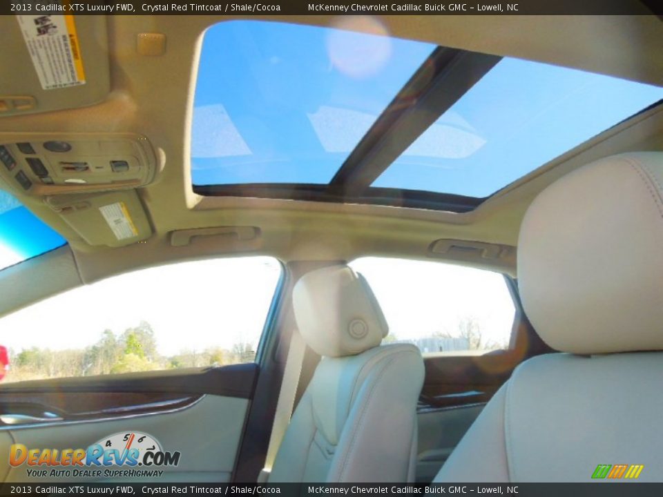 2013 Cadillac XTS Luxury FWD Crystal Red Tintcoat / Shale/Cocoa Photo #12