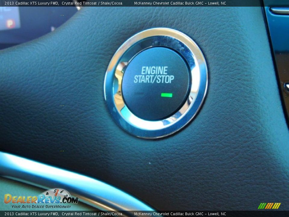 Controls of 2013 Cadillac XTS Luxury FWD Photo #16