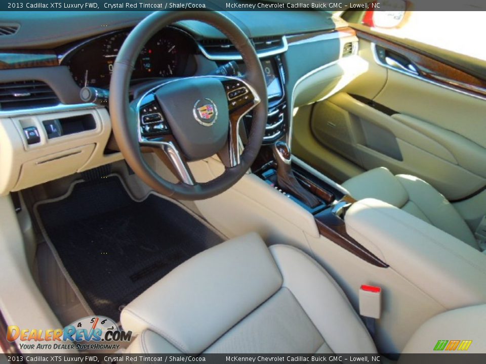 Shale/Cocoa Interior - 2013 Cadillac XTS Luxury FWD Photo #26