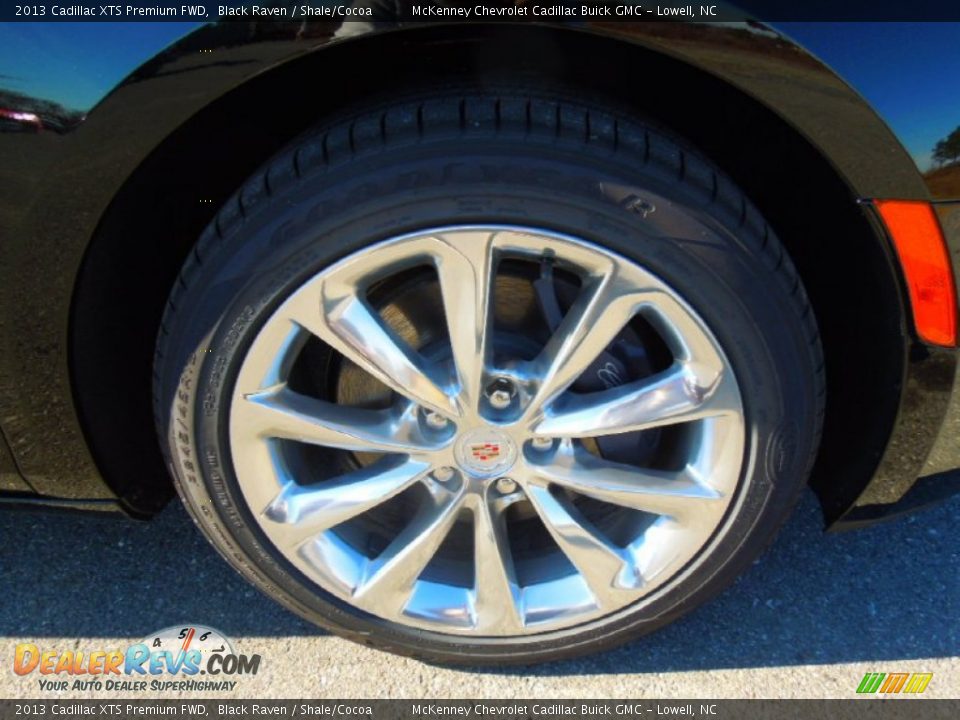 2013 Cadillac XTS Premium FWD Black Raven / Shale/Cocoa Photo #25