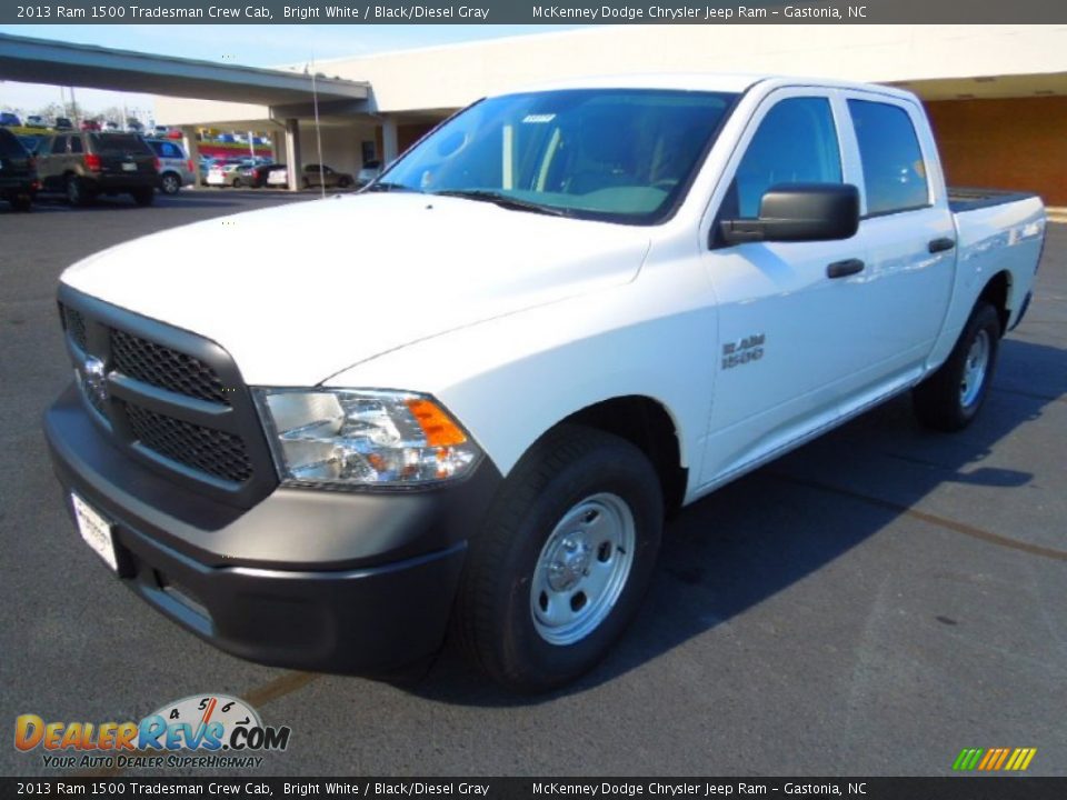 2013 Ram 1500 Tradesman Crew Cab Bright White / Black/Diesel Gray Photo #2