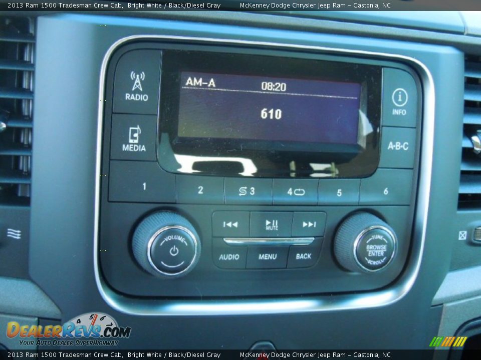2013 Ram 1500 Tradesman Crew Cab Bright White / Black/Diesel Gray Photo #14