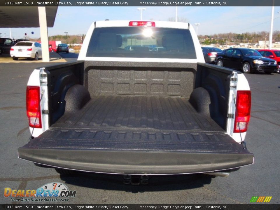 2013 Ram 1500 Tradesman Crew Cab Bright White / Black/Diesel Gray Photo #18
