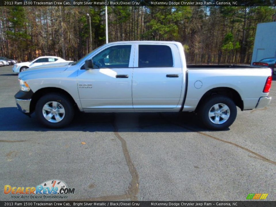 2013 Ram 1500 Tradesman Crew Cab Bright Silver Metallic / Black/Diesel Gray Photo #3