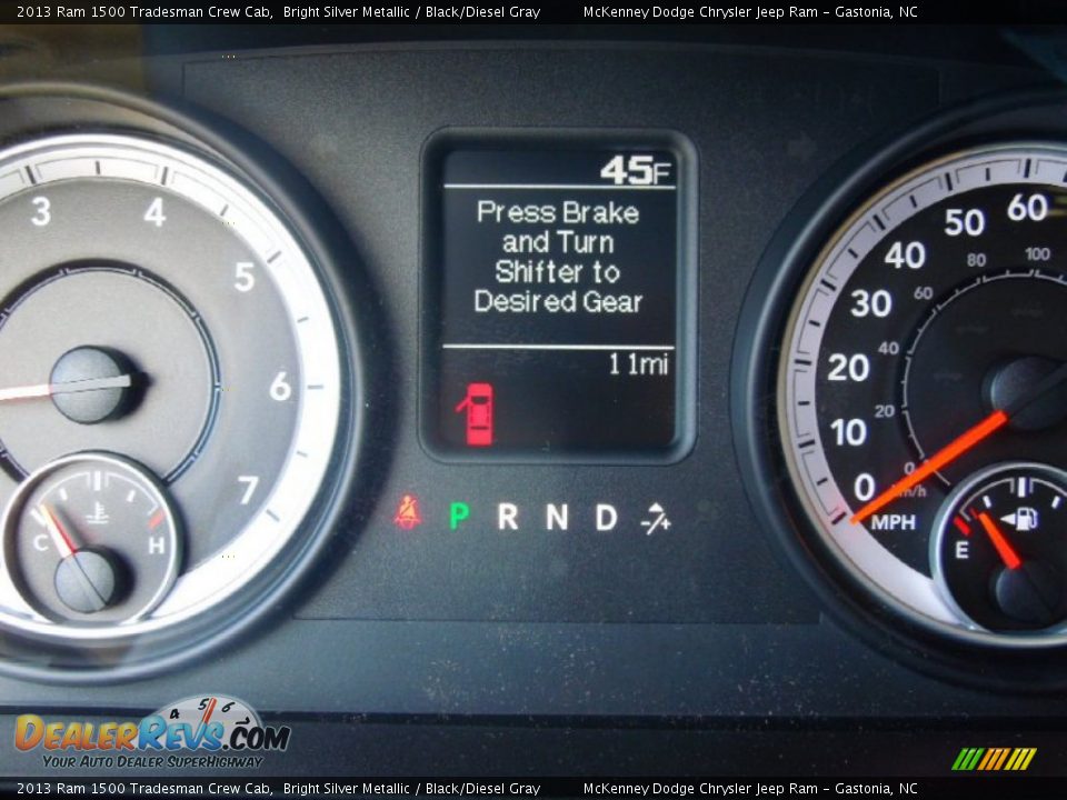 2013 Ram 1500 Tradesman Crew Cab Bright Silver Metallic / Black/Diesel Gray Photo #16