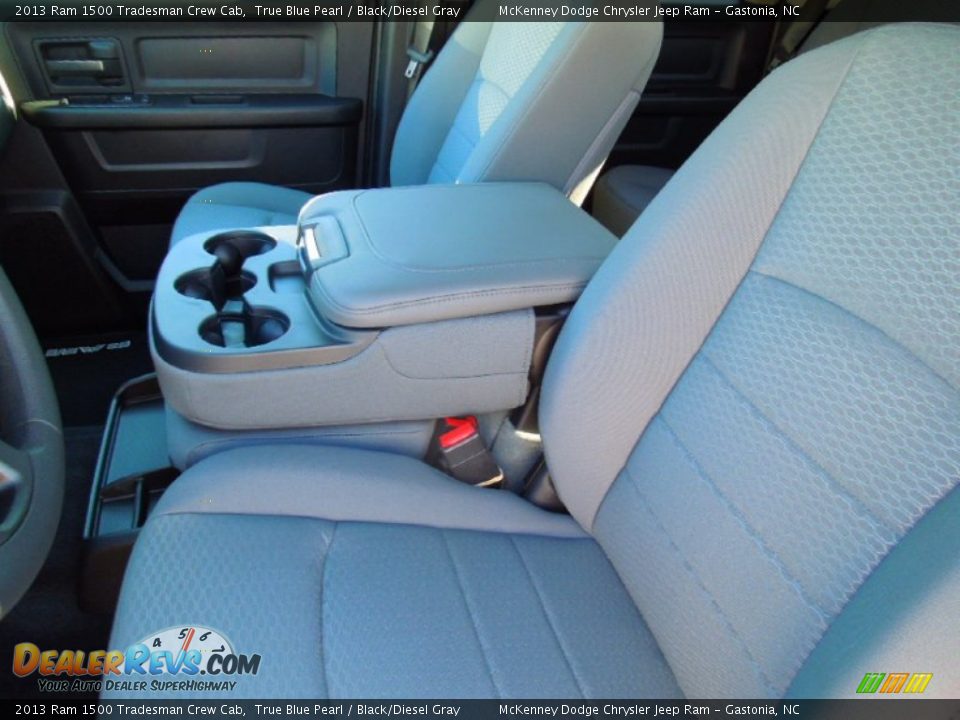 2013 Ram 1500 Tradesman Crew Cab True Blue Pearl / Black/Diesel Gray Photo #9