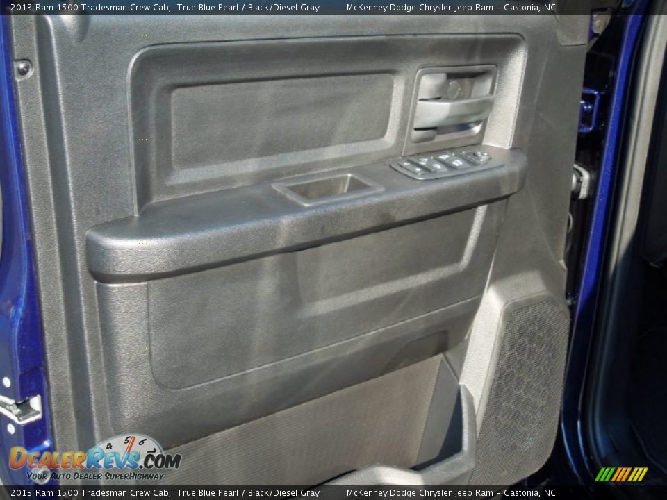 2013 Ram 1500 Tradesman Crew Cab True Blue Pearl / Black/Diesel Gray Photo #10