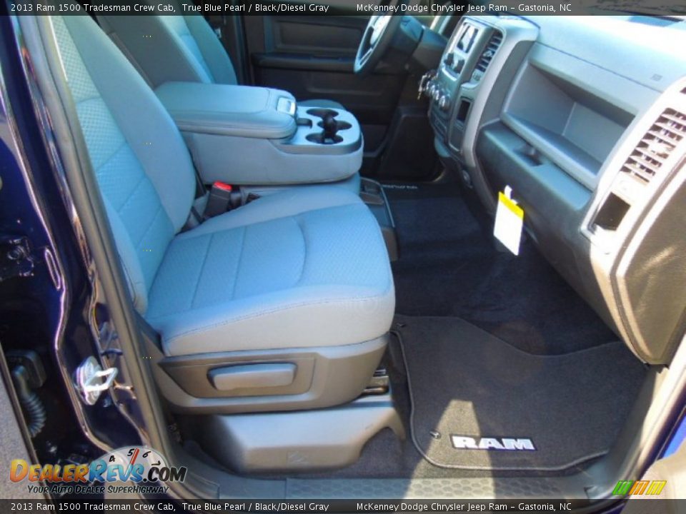 2013 Ram 1500 Tradesman Crew Cab True Blue Pearl / Black/Diesel Gray Photo #19