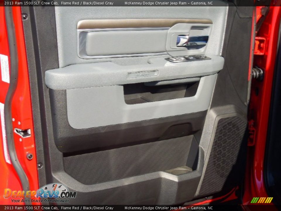 2013 Ram 1500 SLT Crew Cab Flame Red / Black/Diesel Gray Photo #10
