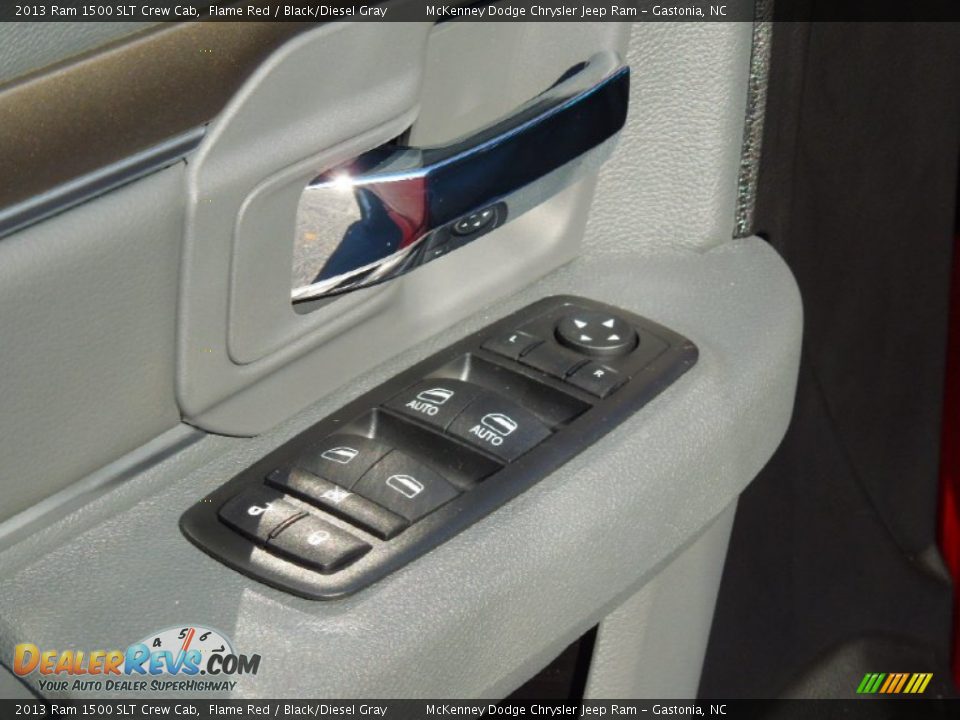 2013 Ram 1500 SLT Crew Cab Flame Red / Black/Diesel Gray Photo #11