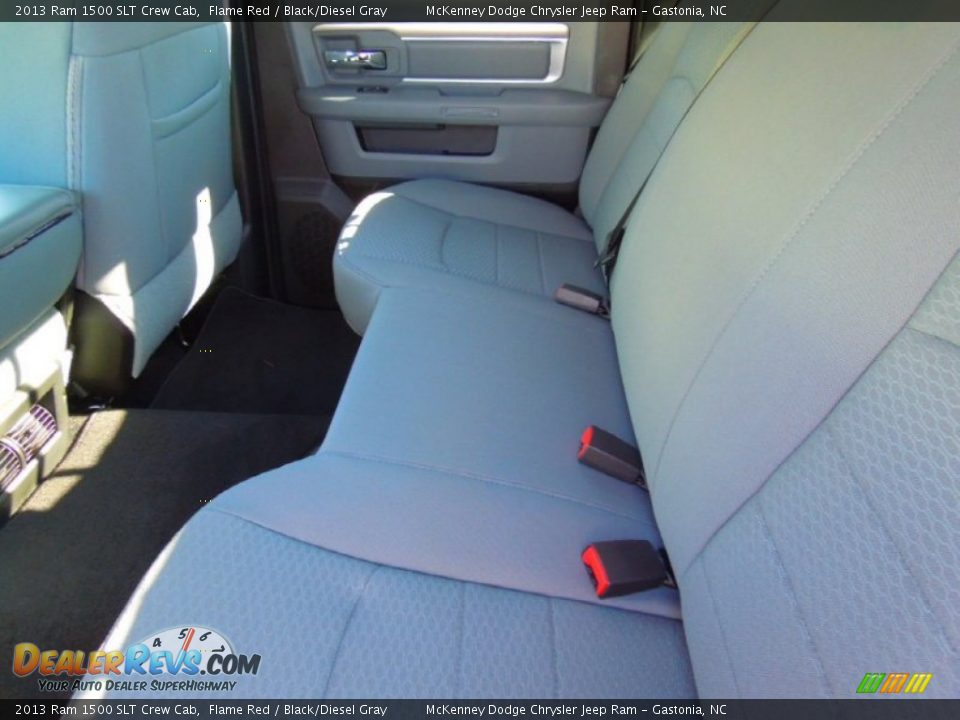 2013 Ram 1500 SLT Crew Cab Flame Red / Black/Diesel Gray Photo #17