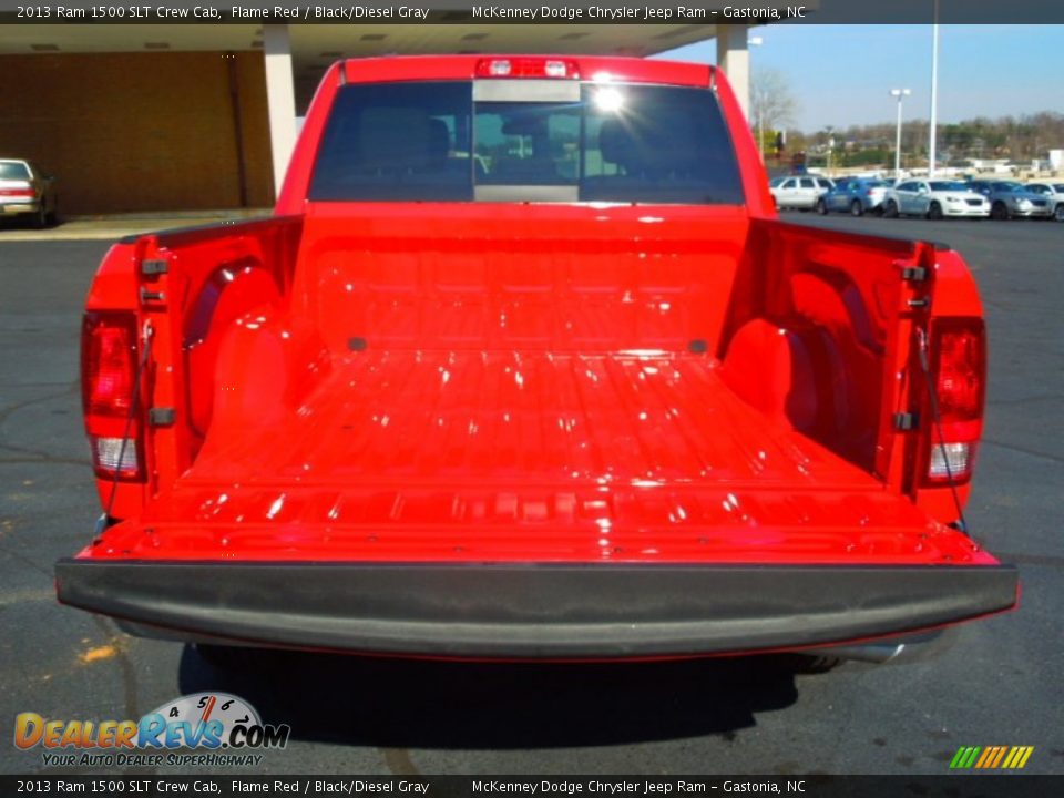 2013 Ram 1500 SLT Crew Cab Flame Red / Black/Diesel Gray Photo #18