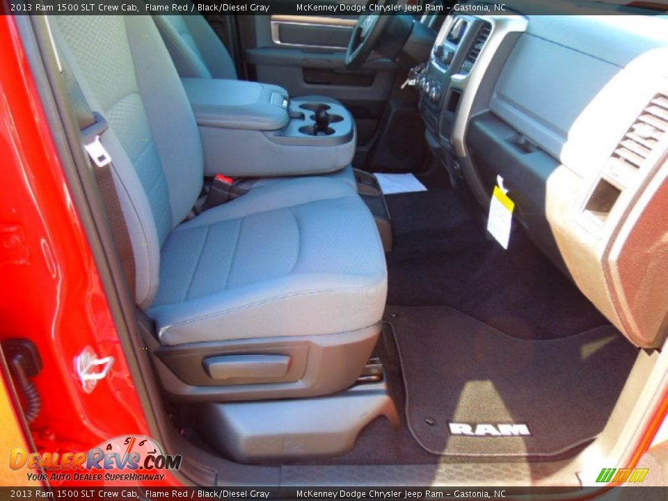 2013 Ram 1500 SLT Crew Cab Flame Red / Black/Diesel Gray Photo #19