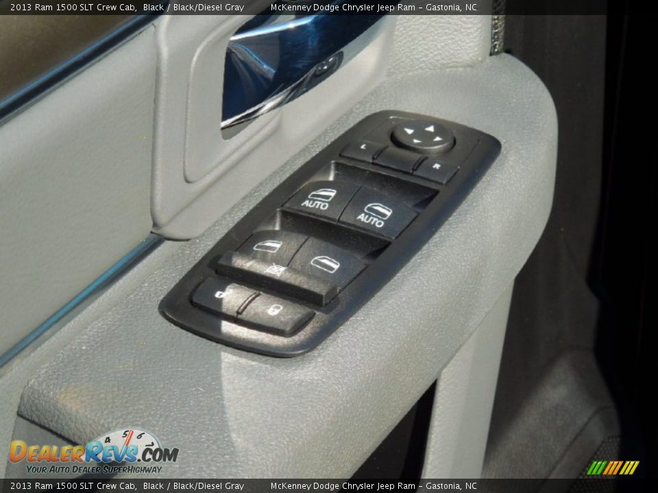 2013 Ram 1500 SLT Crew Cab Black / Black/Diesel Gray Photo #10