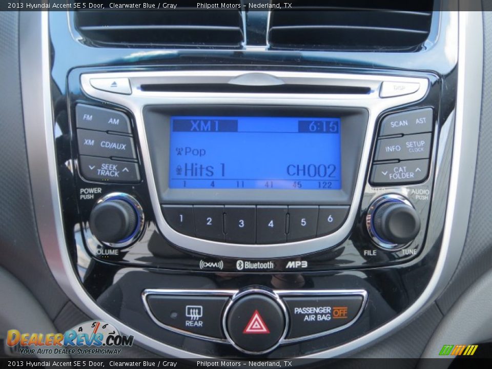 2013 Hyundai Accent SE 5 Door Clearwater Blue / Gray Photo #25