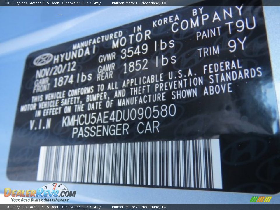 2013 Hyundai Accent SE 5 Door Clearwater Blue / Gray Photo #31