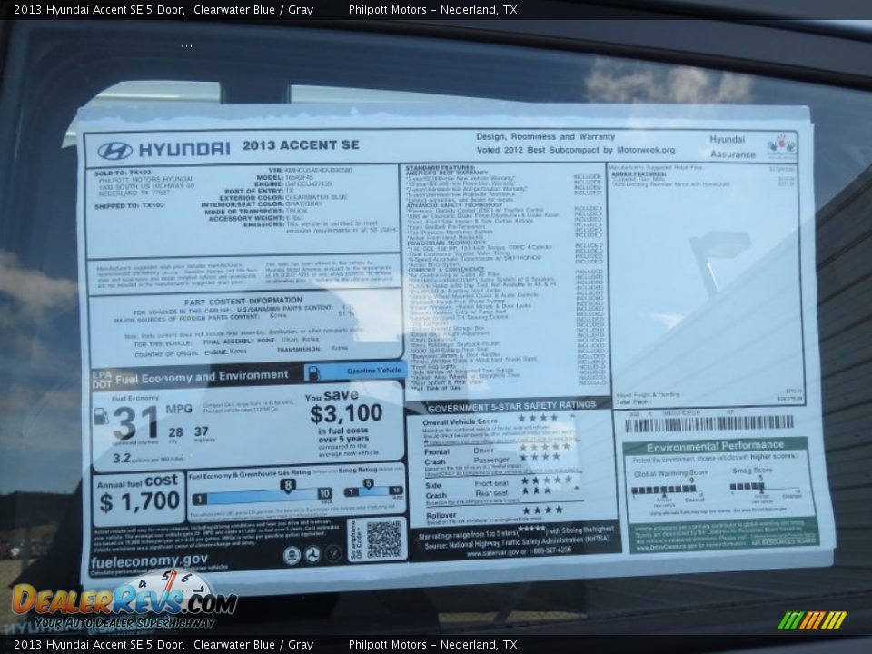 2013 Hyundai Accent SE 5 Door Clearwater Blue / Gray Photo #32