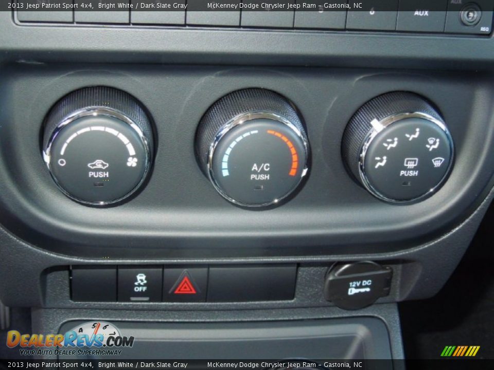2013 Jeep Patriot Sport 4x4 Bright White / Dark Slate Gray Photo #14