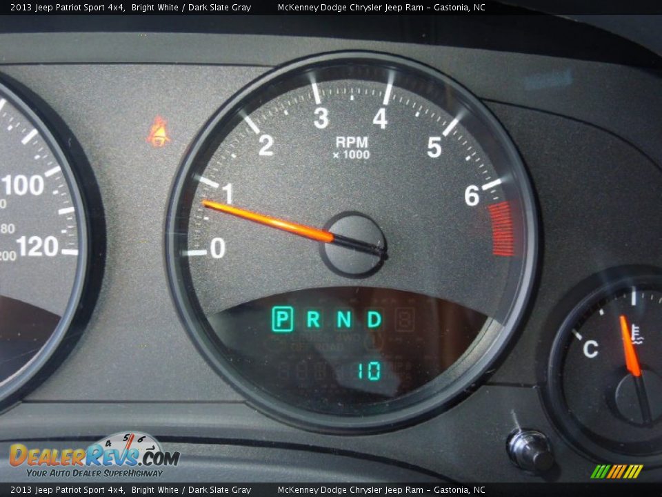 2013 Jeep Patriot Sport 4x4 Bright White / Dark Slate Gray Photo #17
