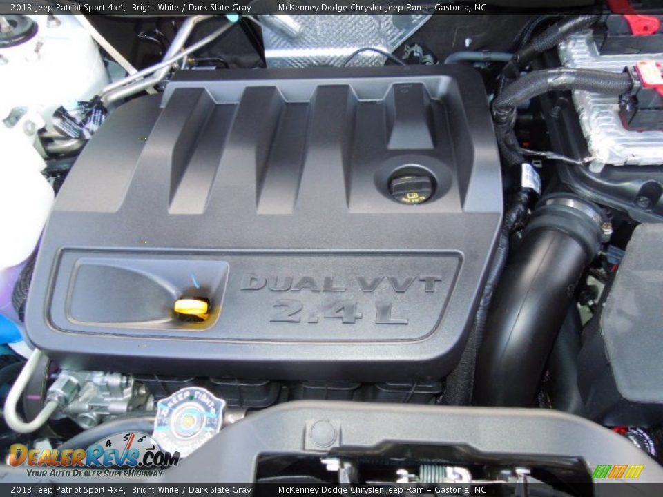 2013 Jeep Patriot Sport 4x4 Bright White / Dark Slate Gray Photo #24