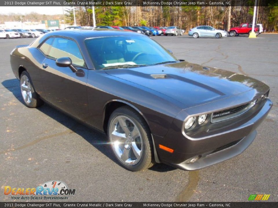 Front 3/4 View of 2013 Dodge Challenger SXT Plus Photo #1