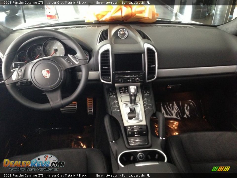 2013 Porsche Cayenne GTS Meteor Grey Metallic / Black Photo #2