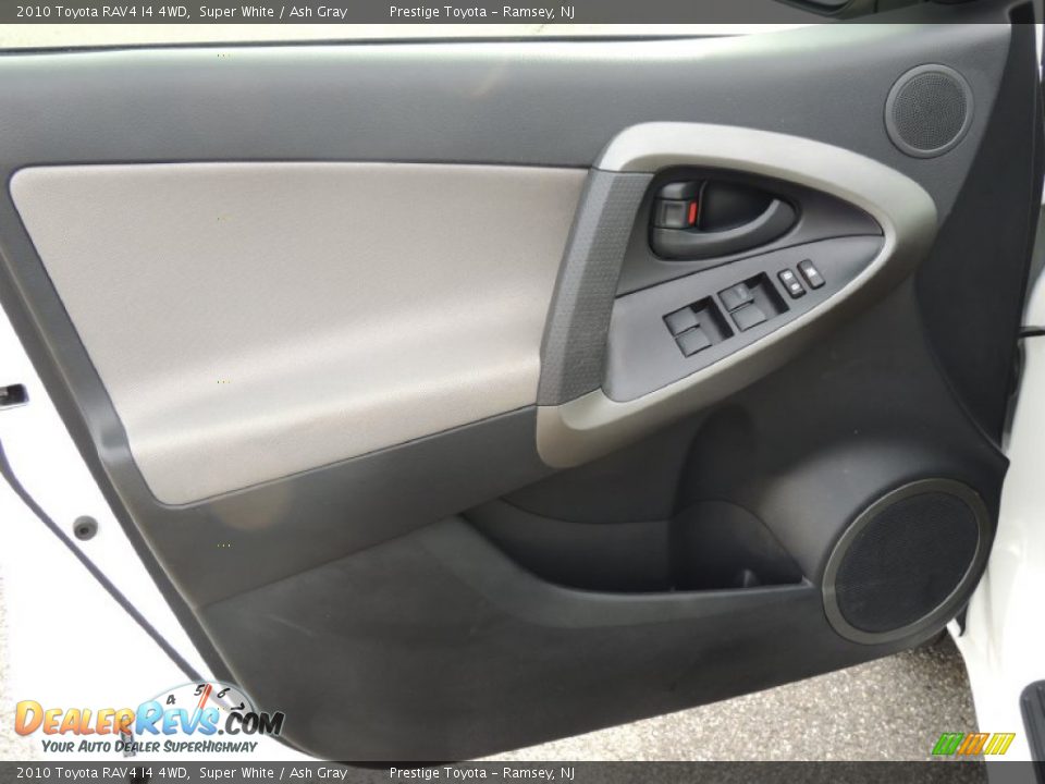 2010 Toyota RAV4 I4 4WD Super White / Ash Gray Photo #6