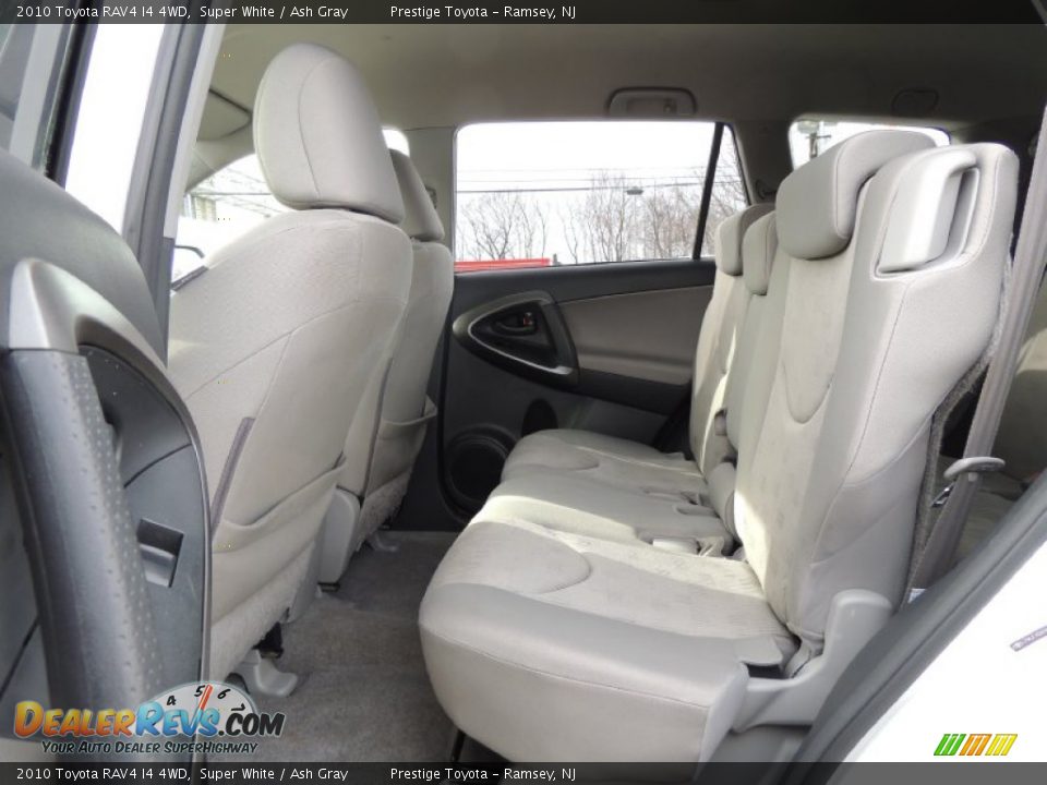 2010 Toyota RAV4 I4 4WD Super White / Ash Gray Photo #12