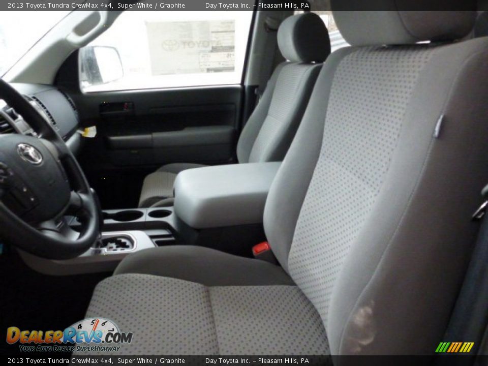 2013 Toyota Tundra CrewMax 4x4 Super White / Graphite Photo #13