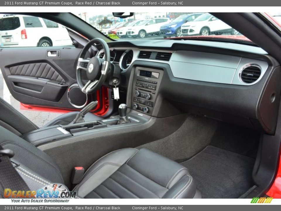 Dashboard of 2011 Ford Mustang GT Premium Coupe Photo #14