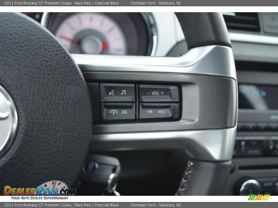 Controls of 2011 Ford Mustang GT Premium Coupe Photo #22