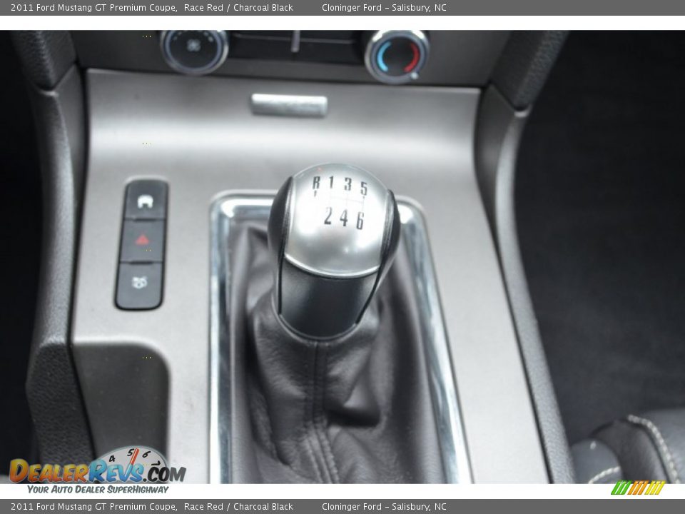 2011 Ford Mustang GT Premium Coupe Shifter Photo #28