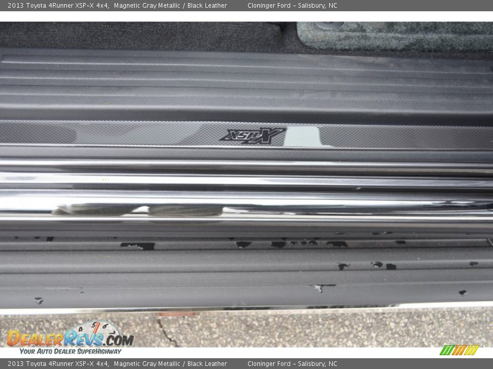 2013 Toyota 4Runner XSP-X 4x4 Logo Photo #21