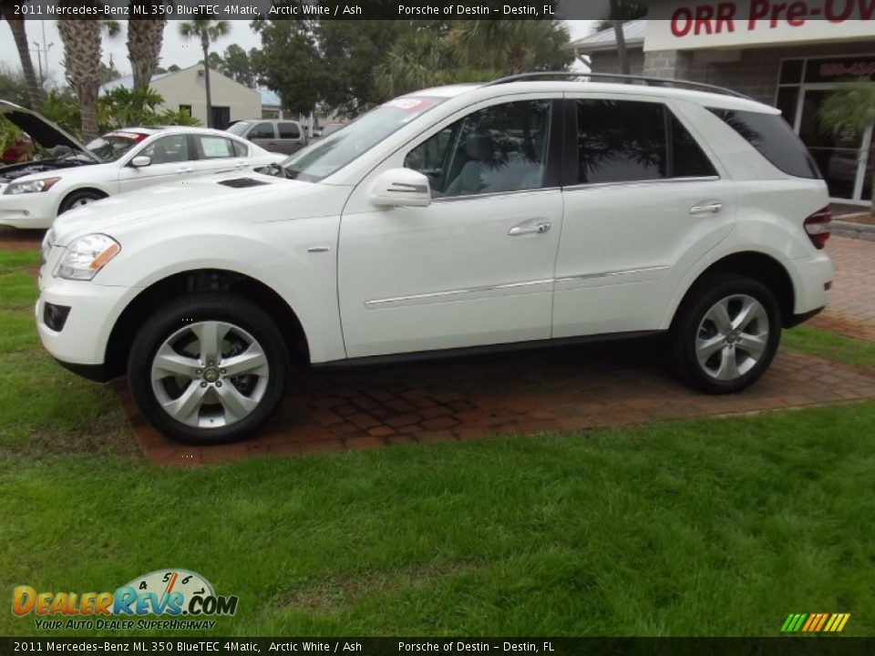 2011 Mercedes-Benz ML 350 BlueTEC 4Matic Arctic White / Ash Photo #2