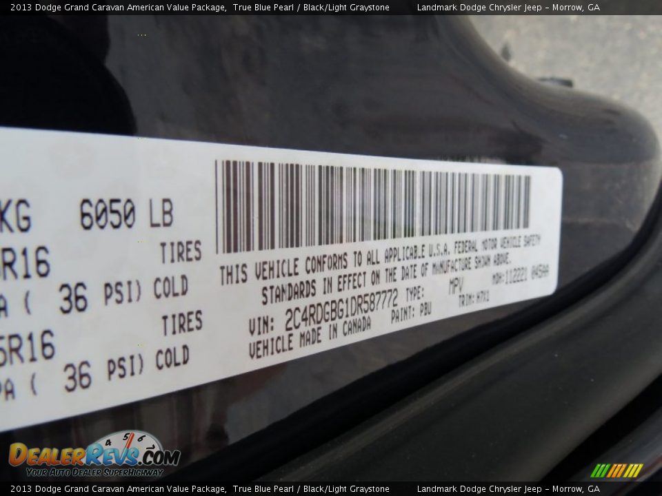2013 Dodge Grand Caravan American Value Package True Blue Pearl / Black/Light Graystone Photo #10