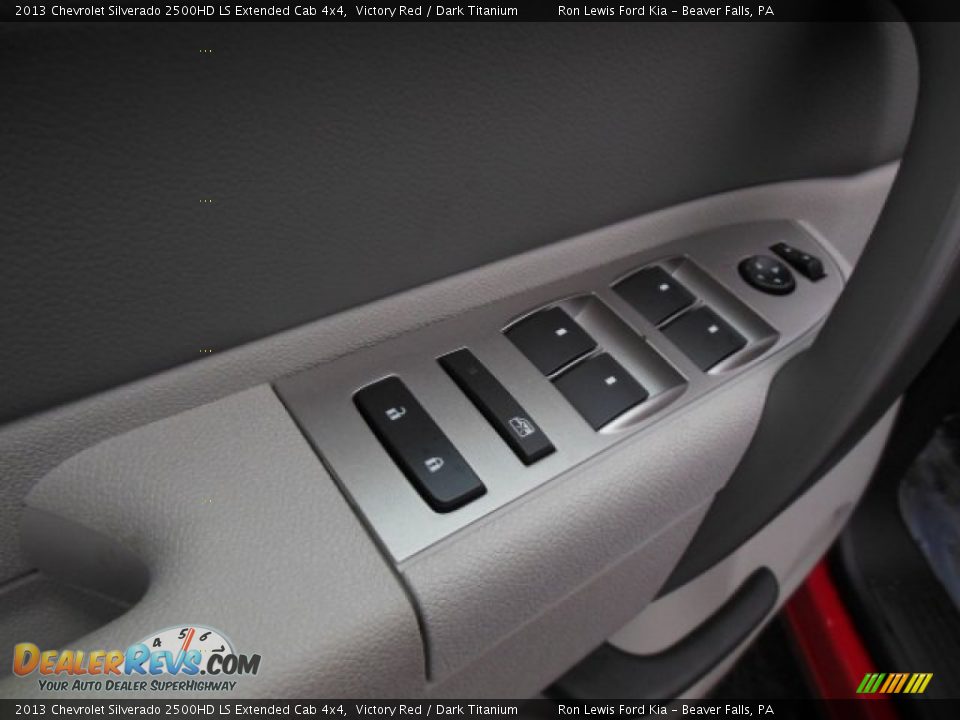 2013 Chevrolet Silverado 2500HD LS Extended Cab 4x4 Victory Red / Dark Titanium Photo #15