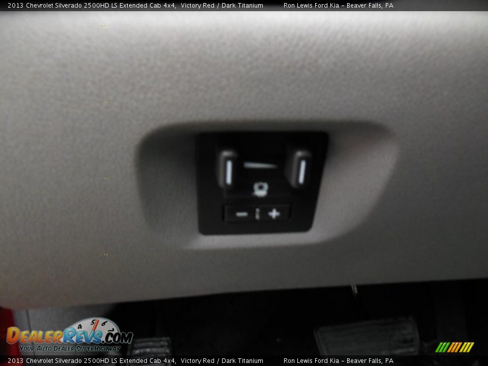 2013 Chevrolet Silverado 2500HD LS Extended Cab 4x4 Victory Red / Dark Titanium Photo #16