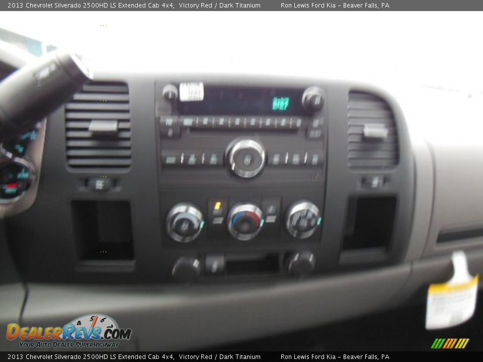 2013 Chevrolet Silverado 2500HD LS Extended Cab 4x4 Victory Red / Dark Titanium Photo #18