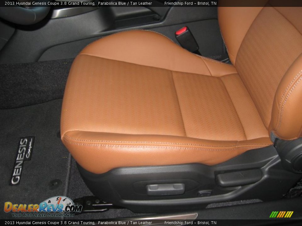 Front Seat of 2013 Hyundai Genesis Coupe 3.8 Grand Touring Photo #15