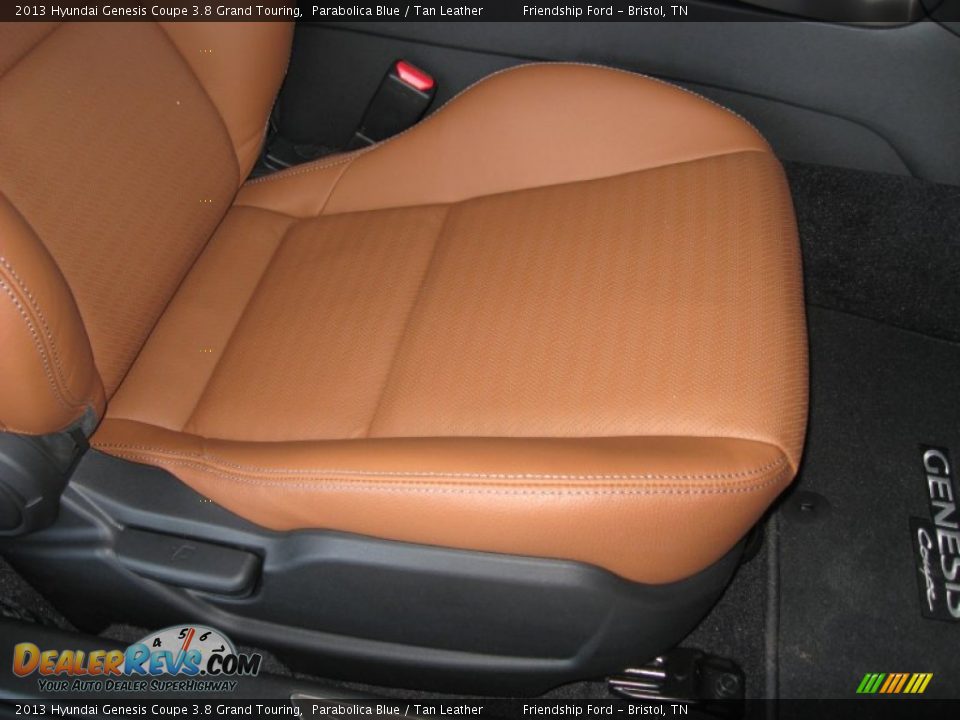 Front Seat of 2013 Hyundai Genesis Coupe 3.8 Grand Touring Photo #20