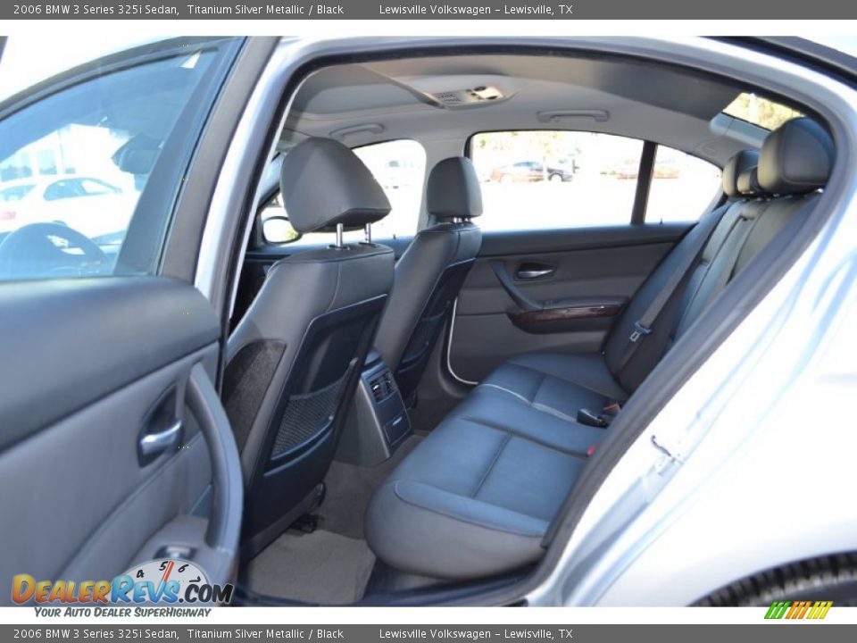 2006 BMW 3 Series 325i Sedan Titanium Silver Metallic / Black Photo #12